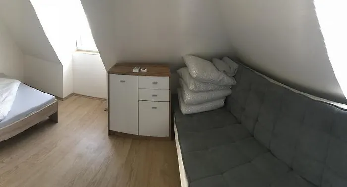 Corner 4 דירה שיופוק